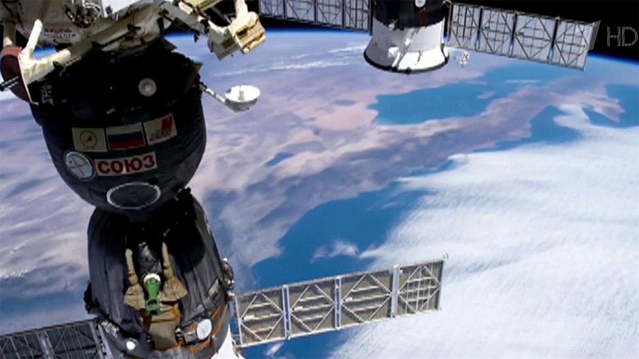 Радиатор космического корабля "Союз МС-22" был поврежден метеороидом