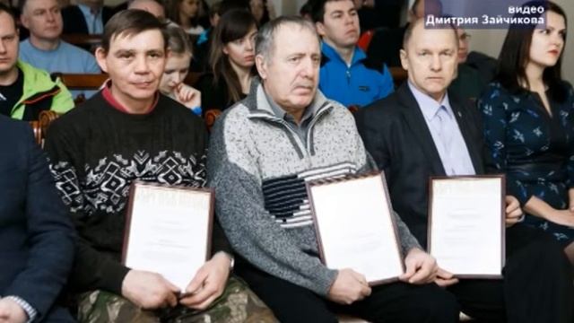 Из-за сильного мороза прорвало трубу водопровода на Воробьевке смотреть онлайн