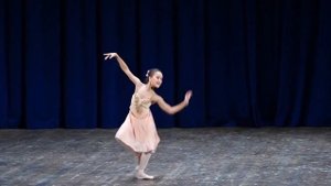 Мария Полунина. П.И.Чайковский. Вариация из классического Па-де-де. Хореография Баланчина. 2017.