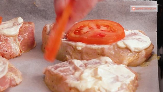 Секрет самого вкусного запеченного мяса в способе маринования!