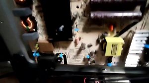 LG55UJ620V отключается, не включается, перезагружается.