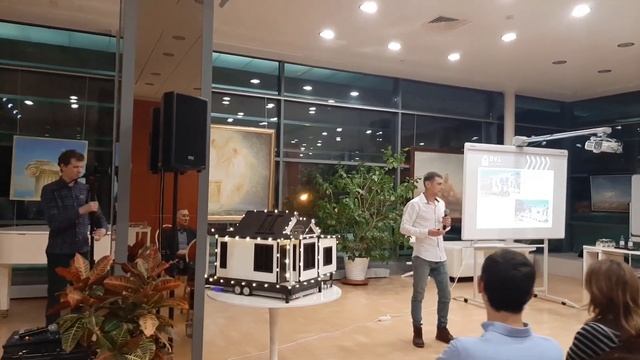 Презентации дома на колесах в Москве / Автодом своими руками / Tiny house смотреть онлайн