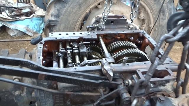 раскатил трактор Т 30\/осмотр КПП\/rolled out the tractor T 30\ / inspection of the checkpoint смотреть онлайн