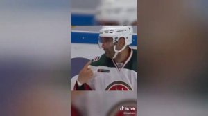 Лучшие Силовые приёмы и драки в NHL КХЛ за последнее время
