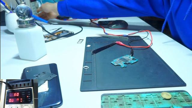 samsung A105F не включается смотреть онлайн