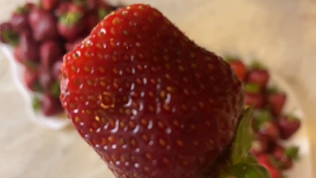 КЛУБНИКА В ШОКОЛАДЕ! Просто и вкусно!~Супер подарок!