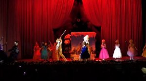 На сцене Одеського  драматичного театру - вистава  " Спящая красавица"