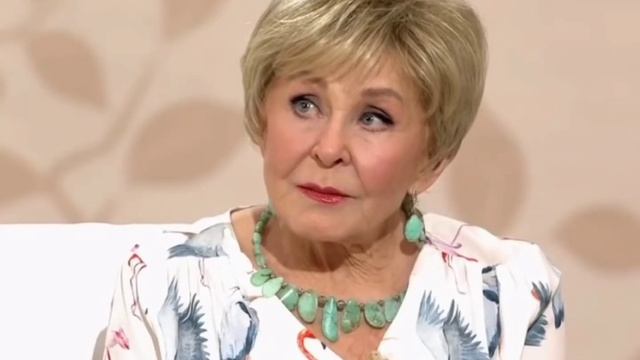 Ангелина Вовк рассказала, кому оставит наследство смотреть онлайн