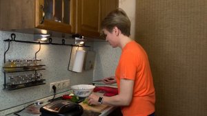 БЫСТРЫЙ УЖИН. ГОТОВИМ В МУЛЬТИПЕКАРЕ REDMOND.