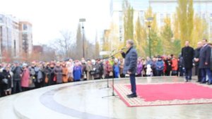 Выступает поэт Андрей Дементьев