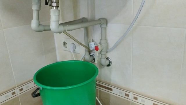 ВЛОГ: ЧЕМ ОТМЫТЬ КАСТРЮЛИ ВНУТРИ ОТ ЖЁЛТОГО НАЛЁТА//Обалденная говядина// Покупки// Забрали посылку смотреть онлайн