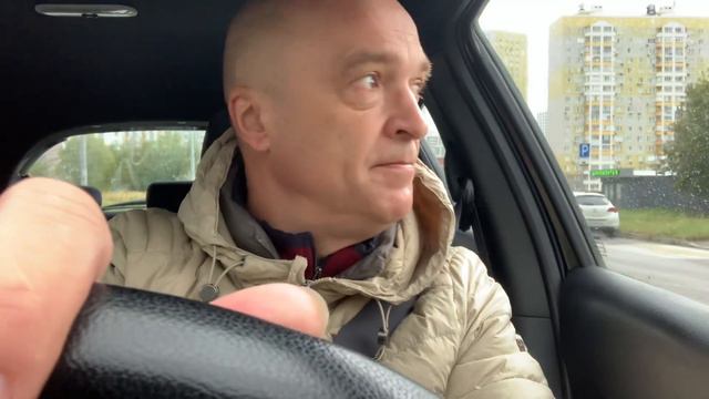 Андрей Бузуев читает свое стихотворение «Мы слишком набиты мыслишками» смотреть онлайн