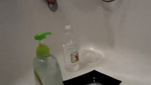 Химический опыт с мылом, содой и уксусом