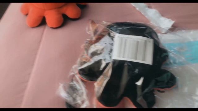 Getting my UGC item IRL.. with FACE CAM (roblox) смотреть онлайн