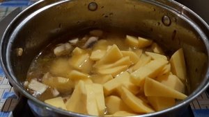 Тушеная картошка в молоке с грибами. Вкуснотища!