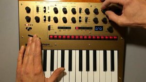 Эффекты на Korg Monologue.