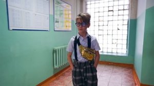 Богатый сын ДИРЕКТОРА ШКОЛЫ против Бедных Школьников! Афиногенов и Умнова ПРОТИВ!