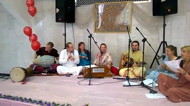 Кришна Джанмаштами 2015. Хари Харая Нама Кришна. Бхакти Марга смотреть онлайн