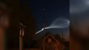 Вид на запуск ракетоносителя с космодрома Плесецк из Тверской области.mp4
