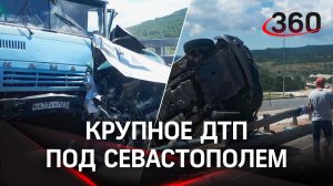 Видео: фура смяла 11 легковушек и загорелась