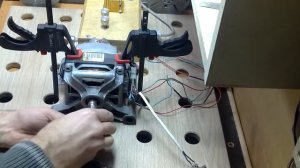 Как выточить шкив без токарного станка? Как точить без токарного станка?