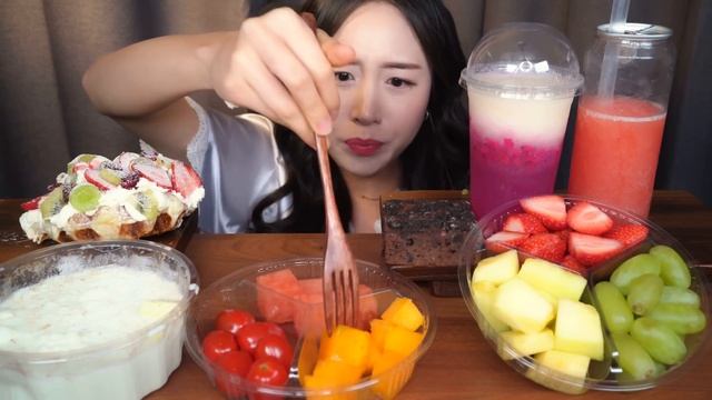 과즙 폭발 과일 디저트 먹방? 과일 도시락 & 멜론빙수 & 크로플 ASMR Mukbangㅣ애플망고 수박 딸기 용과 토마토ㅣ과일에 반하다 프루타 Dessert