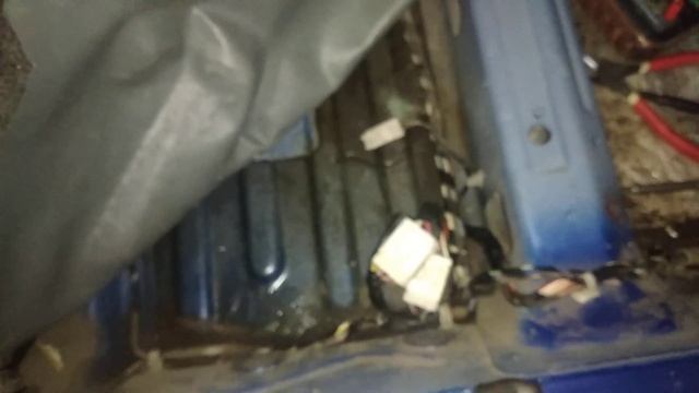 Ланос 1,6 не заводится ,нет искры,не работает бензонасос ,причина смотреть онлайн