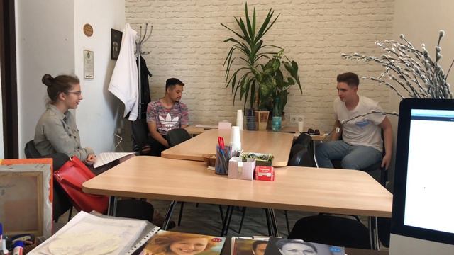 B1/ Индивидуальное занятие с двумя носителями языка смотреть онлайн