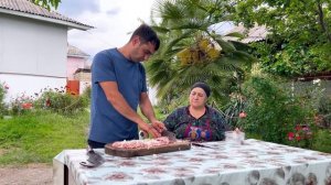 ВКУСНЕЙШЕЕ БЛЮДО ИЗ ЛИСТОВОЙ ДОЛМЫ С ВИНОГРАДНЫМИ ЛИСТЬЯМИ Азербайджанская Кухня Деревенская Кухня