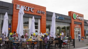 Открытие летней веранды KFC в ТЦ "Смолл Пролетарский"