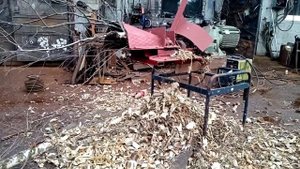шнековый Щепорез от Дигриз. с приводом от мотор редуктора.