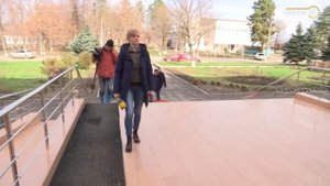 «Горячая линия». Огромная лужа на дороге в Старокорсунской