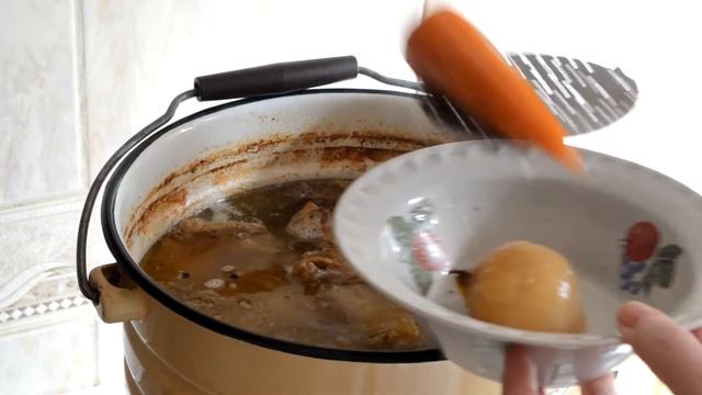 РЕЦЕПТ ХОЛОДЦА ИЗ КУРИЦЫ. КАК ВКУСНО ПРИГОТОВИТЬ ХОЛОДЕЦ. ВСЕГДА ГОТОВЛЮ В ЛЕТНЮЮ  ЖАРУ.
