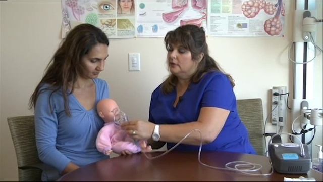 How to Use a Nebulizer Mask with a Child Video смотреть онлайн
