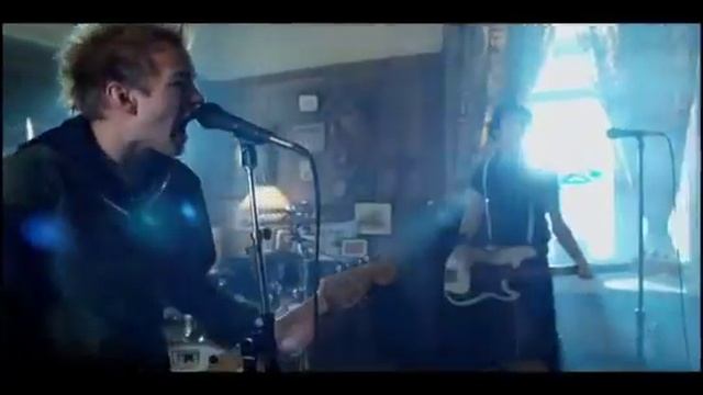 Sum 41 - With Me.mp4 смотреть онлайн