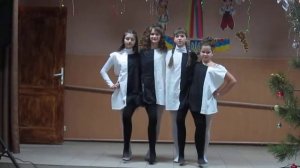 Черно-белый танец. Коллектив "Зоряна"