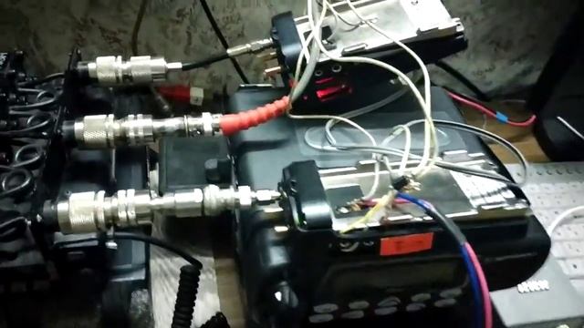 Мини репитер из двух портативок Kirisun часть-2.