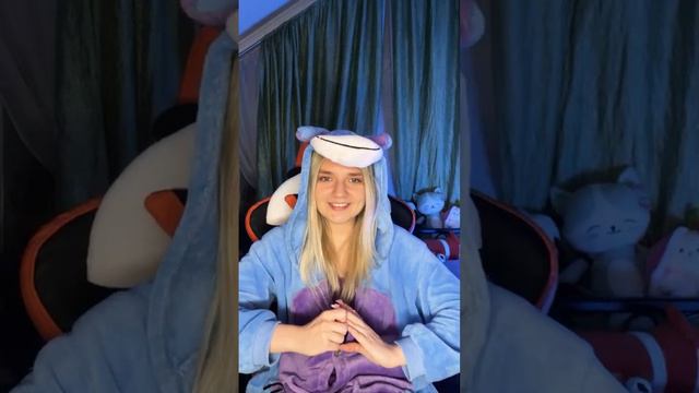 Жду 75к зайчиков 💖 смотреть онлайн