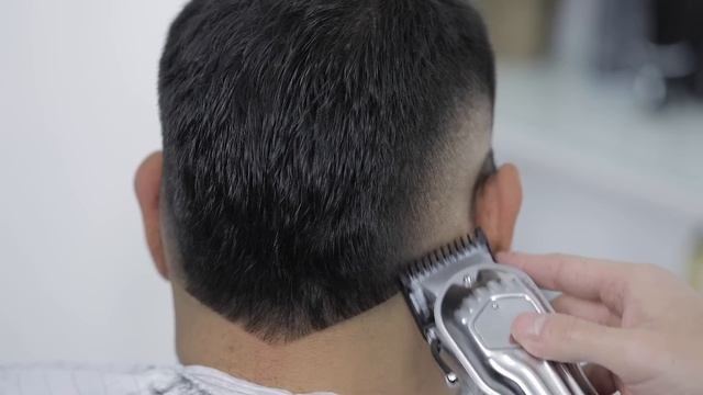 HAIRCUT TUTORIAL: BURST FADE/ MOHAWK смотреть онлайн