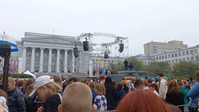 *ВЛОГ* 1 сентября в УрФУ | первые дни в университете | студенческая жизнь в Екб | первый курс смотреть онлайн