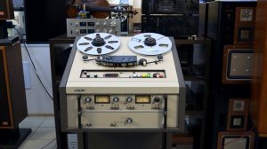 Прослушивание старых мастер лент на профессиональном катушечнике SONY MCI.