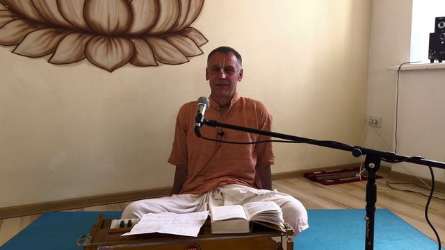 Шьям Кишор прабху. Лекция по БГ 1.46 (г. Смоленск 19.06.22) смотреть онлайн