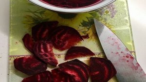 Карпаччо из свеклы с сыром буррата