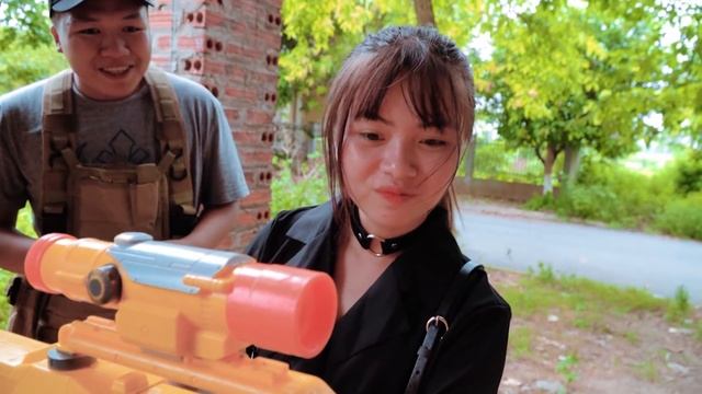 Pretty Girl Nerf War: Captain SWAT Nerf Guns Fight Criminal Girl Prison Escape Challenge смотреть онлайн