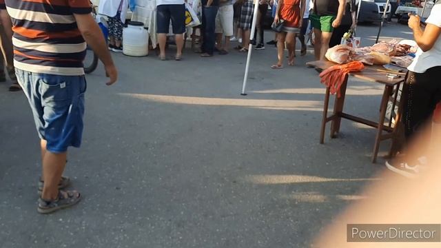 БАЗАР В РУМЫНИИ смотреть онлайн