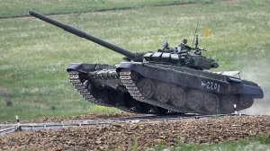 Стойкость и простота- чем танк Т-72 удивил канадских танкистов