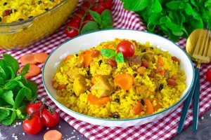КАК ПРИГОТОВИТЬ ПЛОВ В ДУХОВКЕ СО СВИНИНОЙ РАССЫПЧАТЫЙ