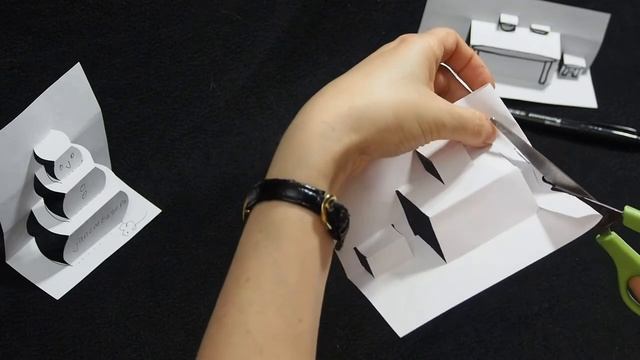 Вырезаем объёмную комнату с ёлочкой | Поделки из бумаги для детей. Математика с ножницами