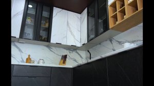 Кухня Монца / Ройс - Мрамор Арктик / Гранит Оникс