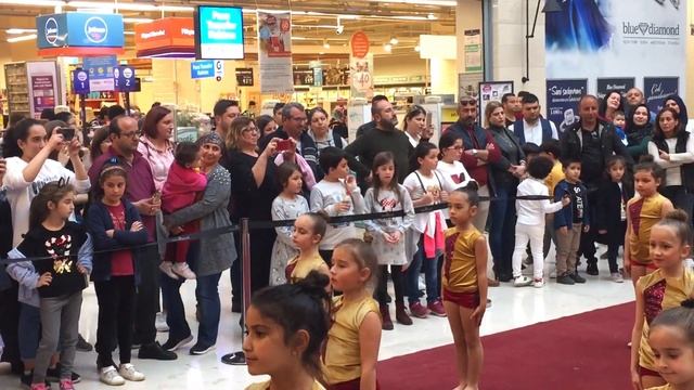 Выступления детских спортклубов художественной гимнастики Алании и Манавгата ("Novamall", 08.03.20) смотреть онлайн